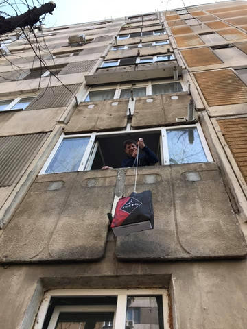 Trocul pandemic în izolare
